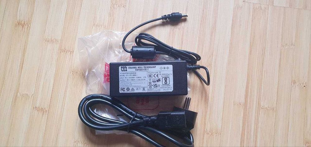 Alimentator Switch PoE 48-51 V DC 1,36W