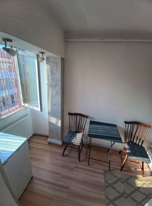 Inchiriez garsoniera regim hotelier