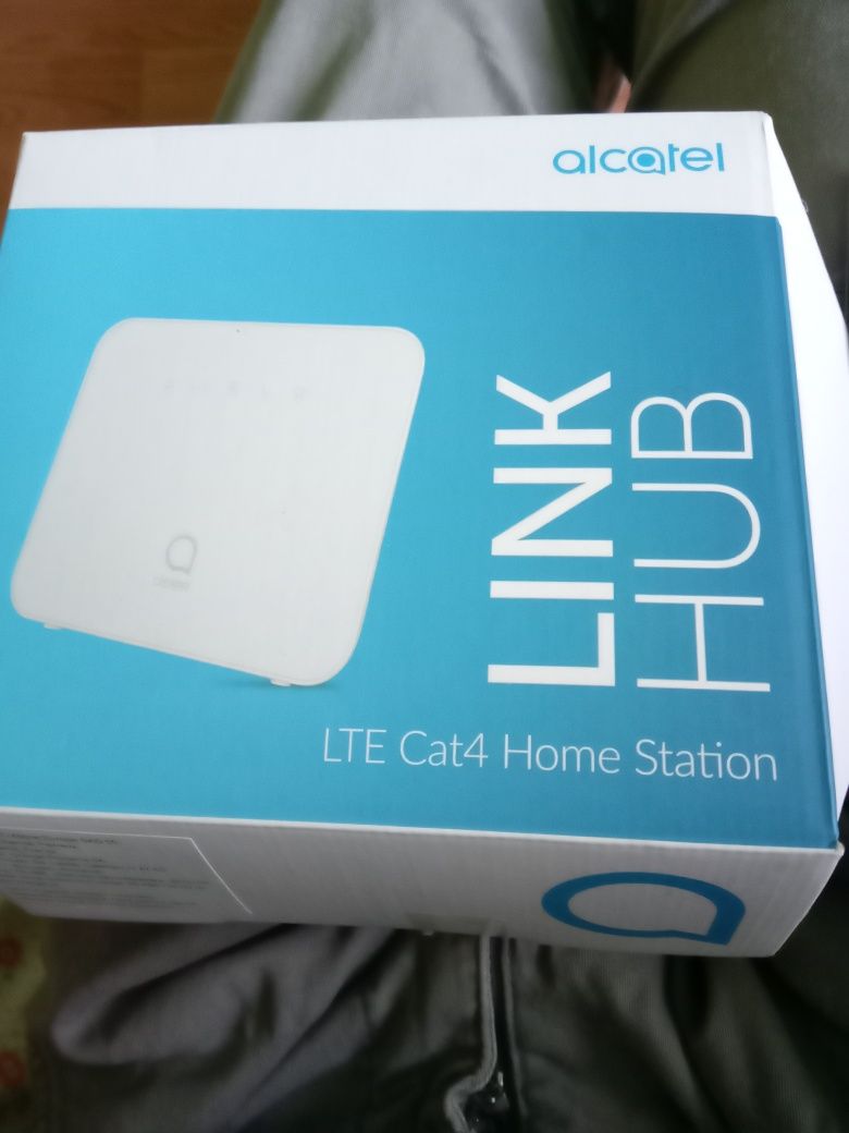 Router link hub LTE Cat4 home station