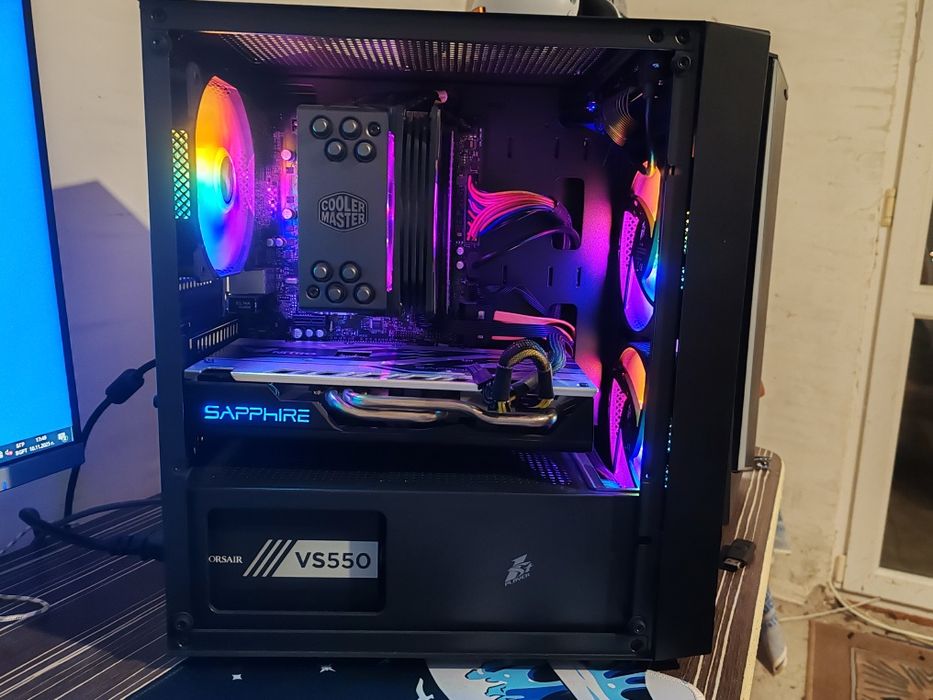 Настолен компютър