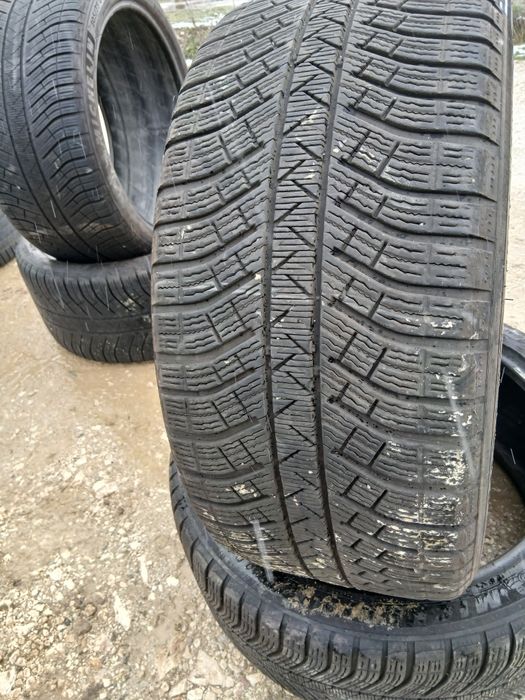 Anvelope vara și iarna 275/40/21   285/40/21.    315/35/21