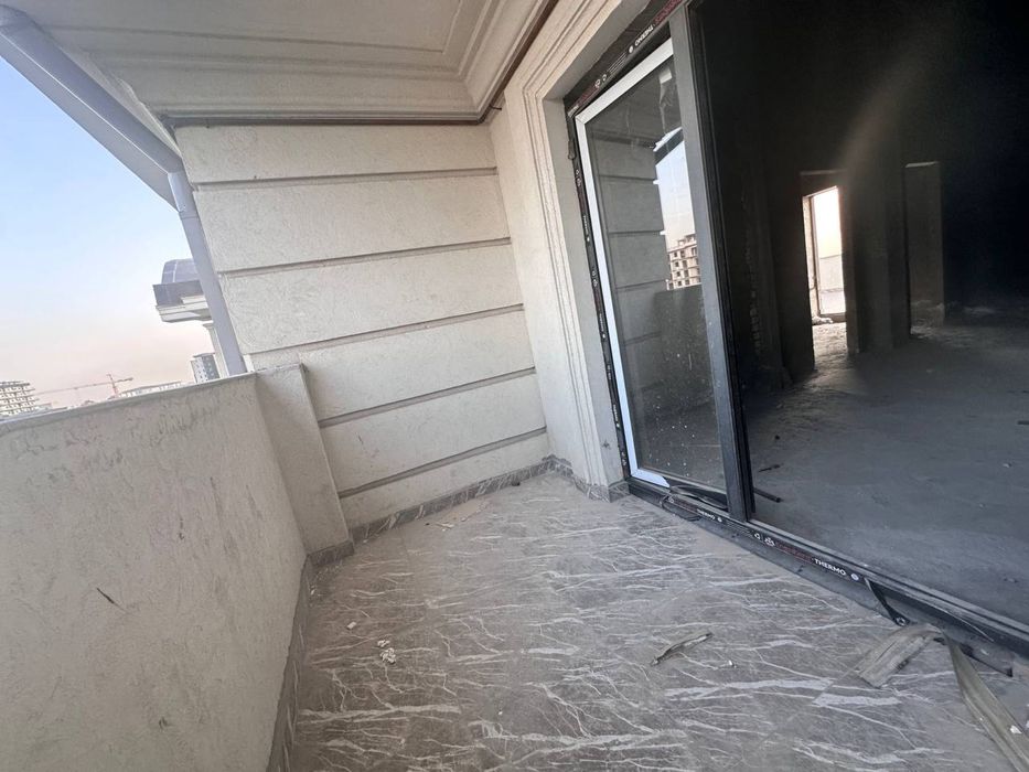 Срочно продается 4х комнатная квартира новостройка ЖК Мухташам