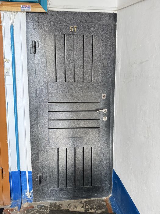 Входная дверь металлическая