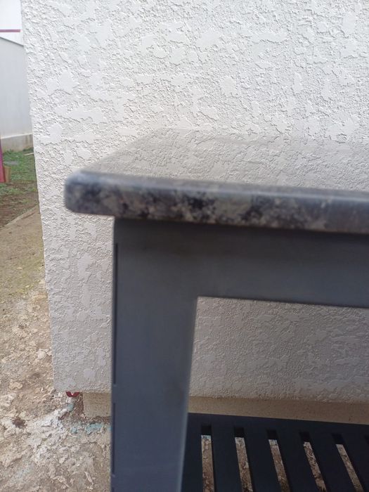 Grătar tip plancha cu masă de lucru din piatră, deal pentru grădină