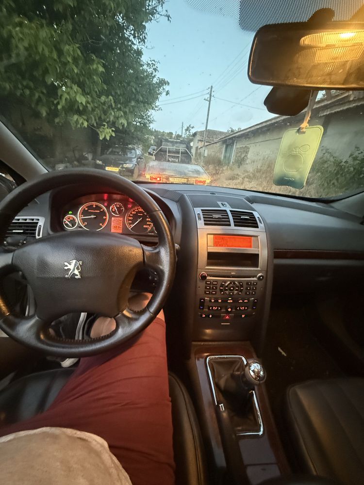 Peugeot 407sw 1.6HDI само на части пали