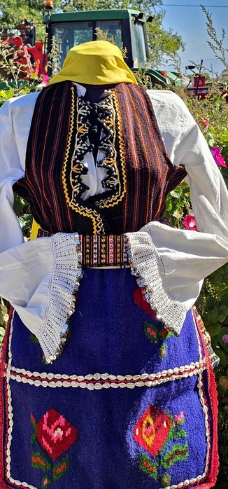 Македонска носия