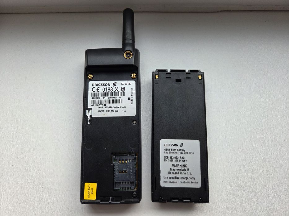 Ericsson GA628 - telefon de colectie