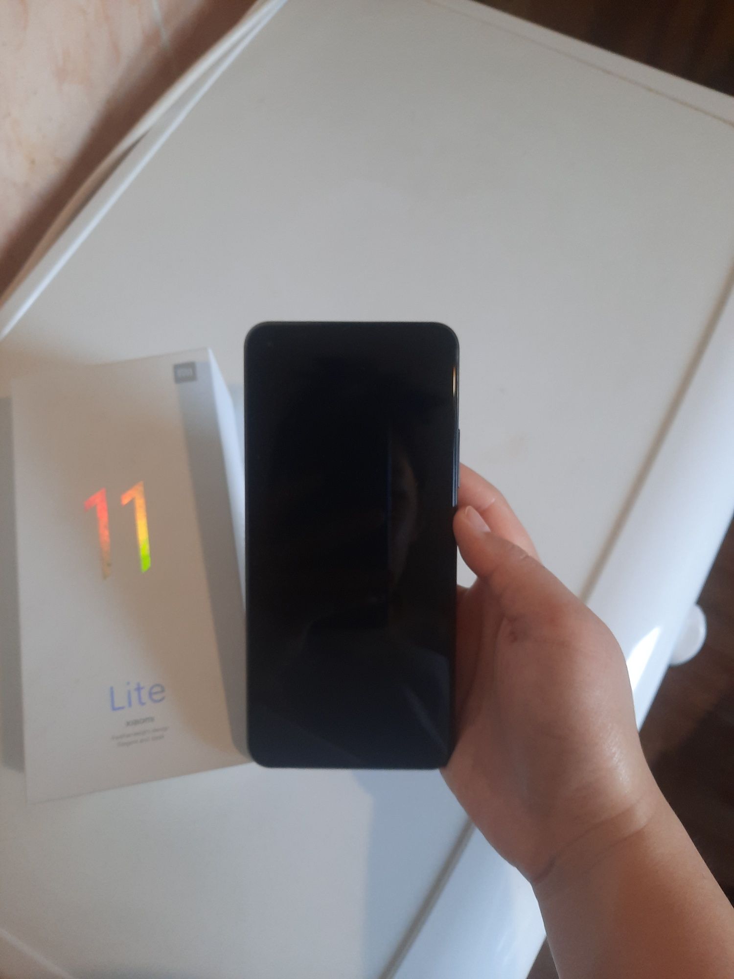 Xiaomi Mi 11 Lite 5G 128/11gb Такой Суперский!!
