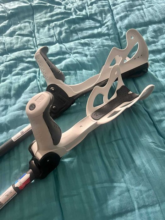 Cârje ergonomice premium FDI Ergodynamic, L, 2 buc., franțuzești