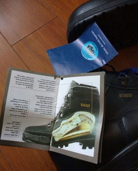 Ghete impermeabile Haix Gore-Tex cu bombeu Made in Germany mărimea 43