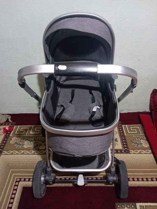 Продается коляска в отличном состоянии