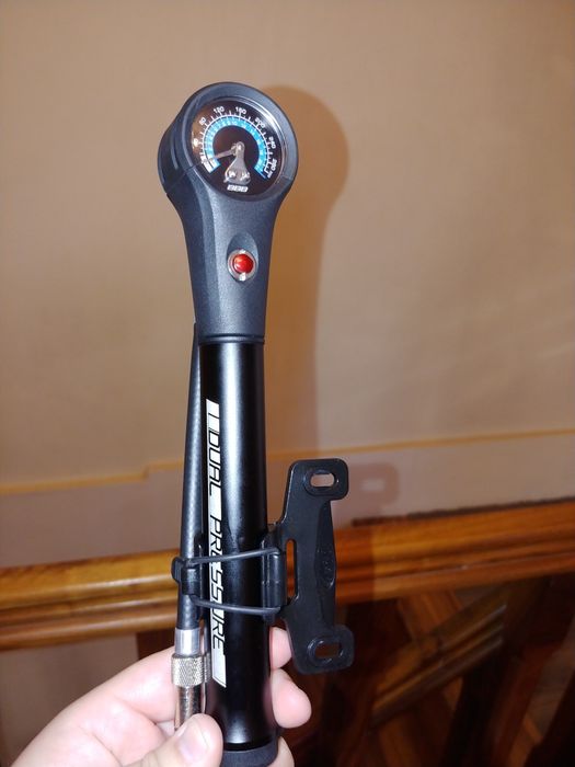 Pompa bicicleta BBB DualPressure BMP-39