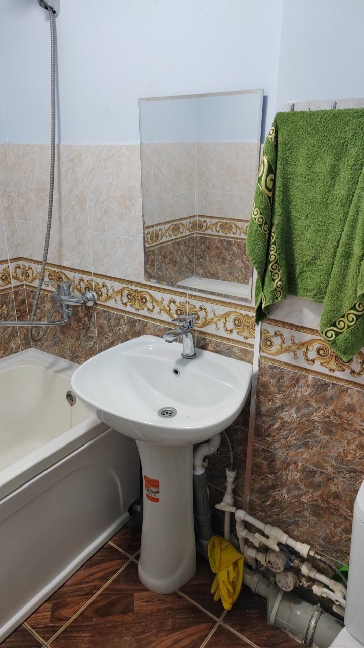Аренда шастри ташсельмаш боткина 1 комн 2эт 20м2 газ на балконе аккура