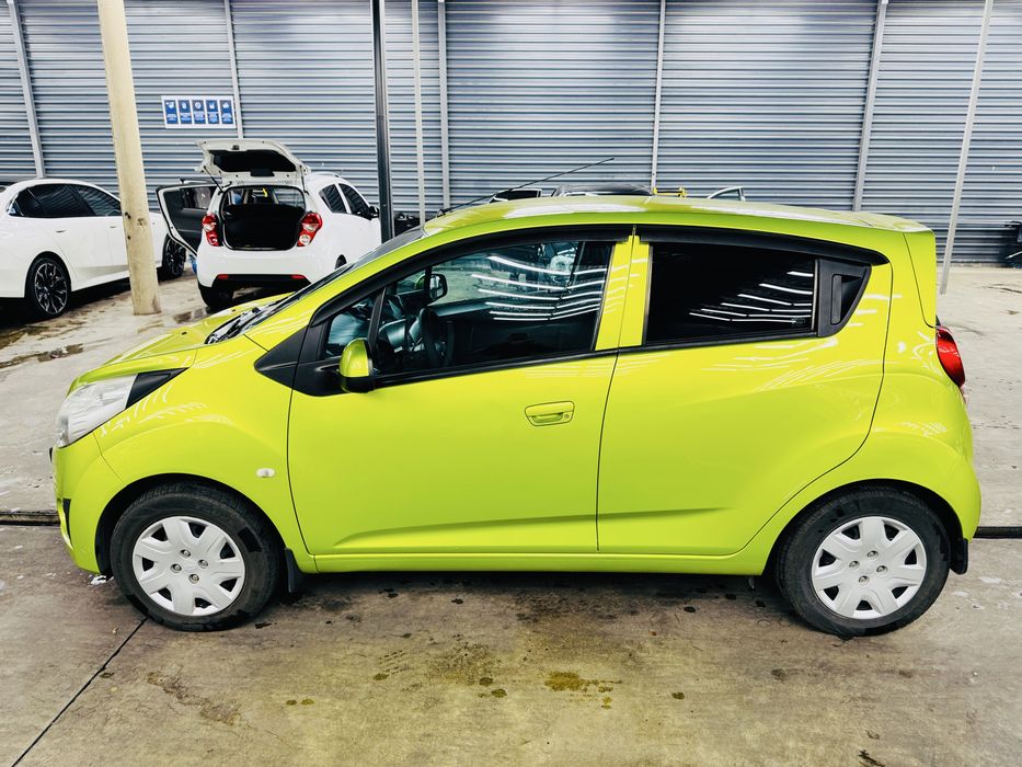 Spark salatviy 3-pazitsiya M/T Mexanika gaz