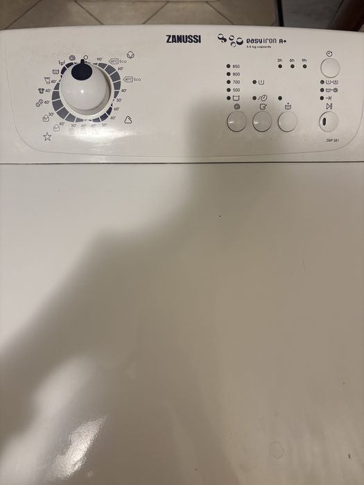 Пералня ZANUSSI 850 оборота