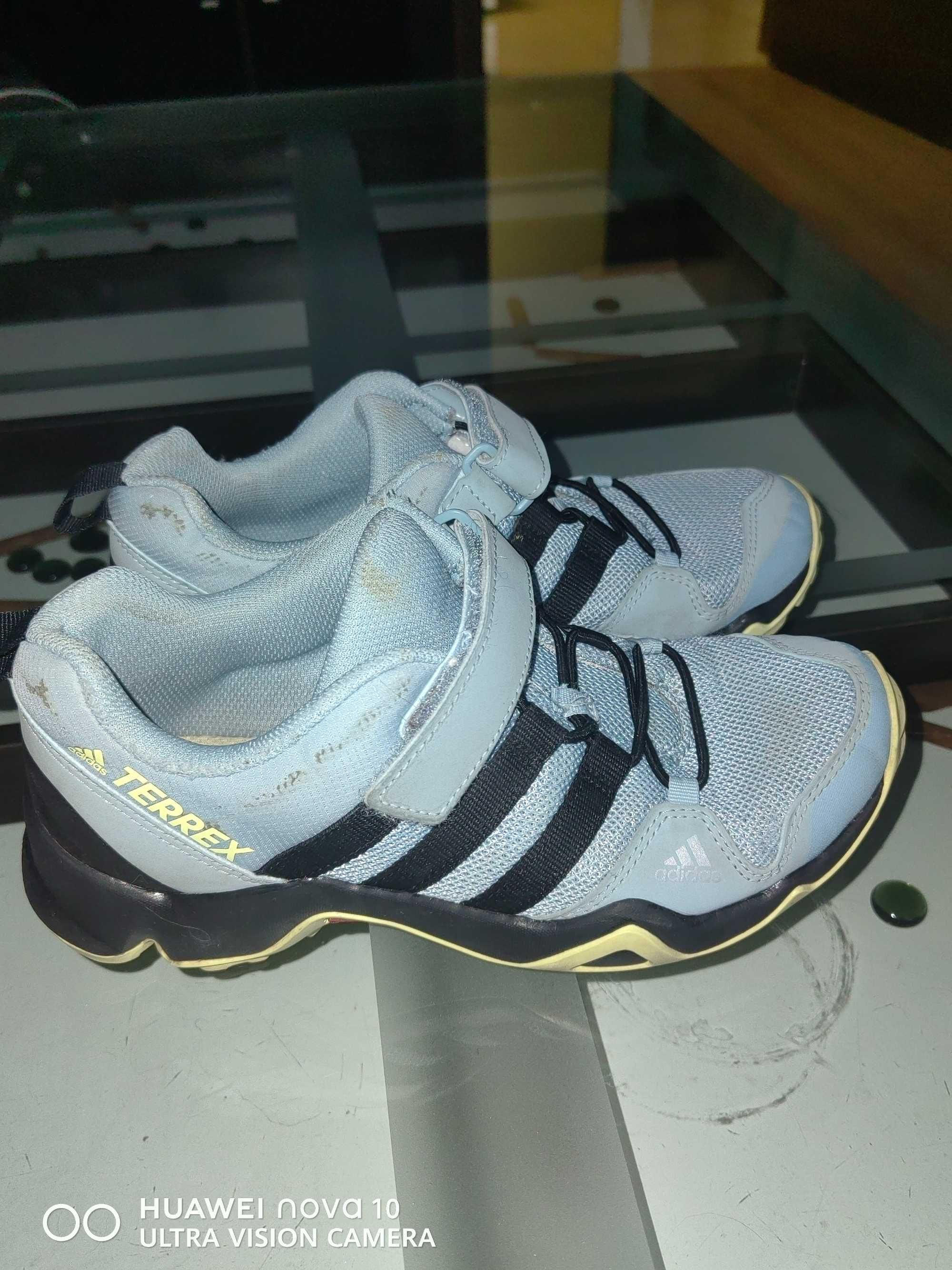 Adidas Terrex, детско-юношески маратонки, номер 36.