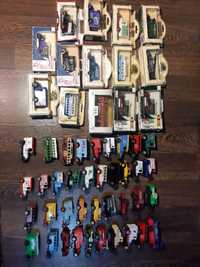 Lot 52 mașinuțe metalice de colecție