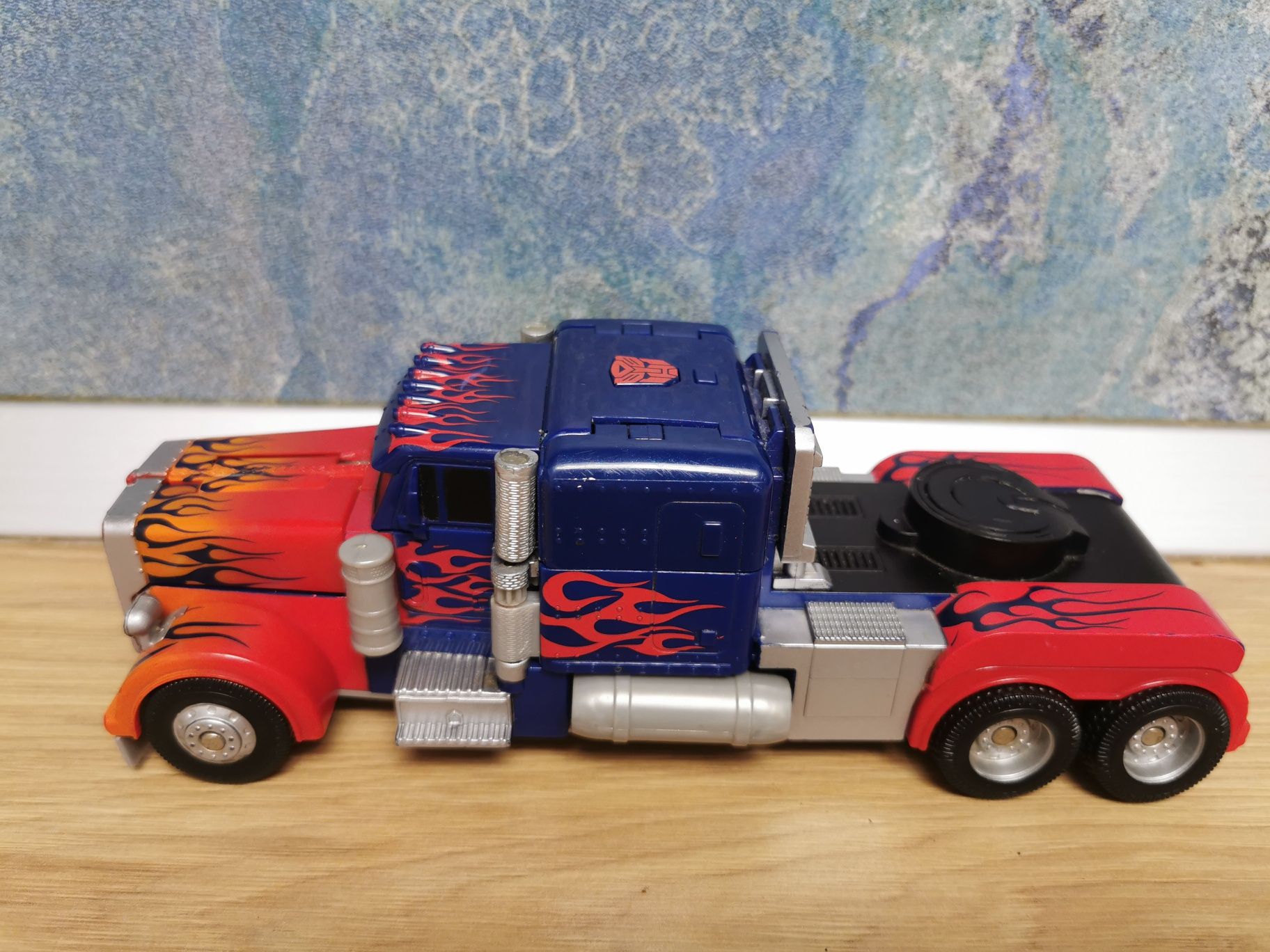 Masinuta Hasbro Optimus Prime