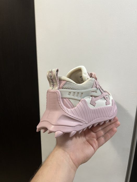 Off-White Odsy 1000 roz