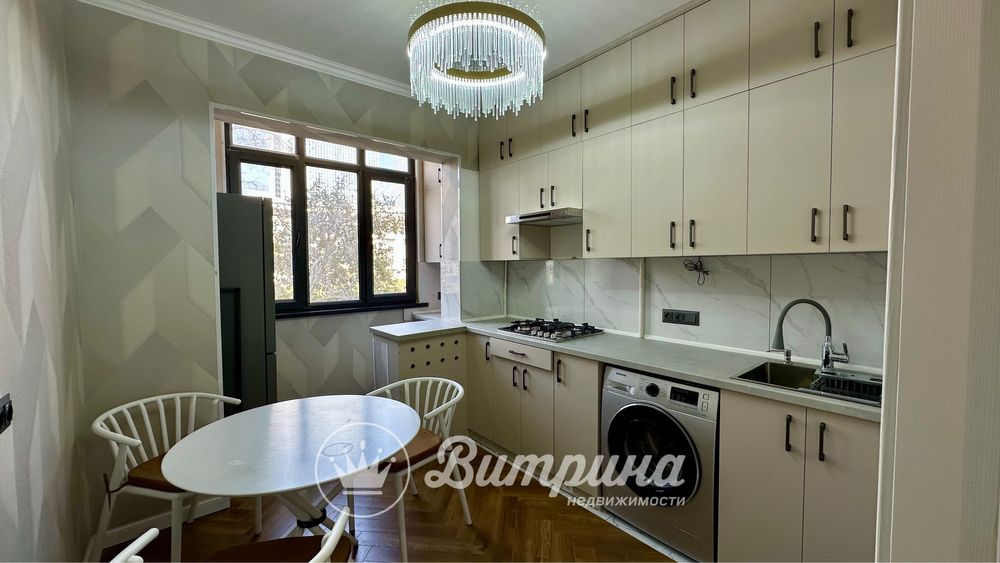 2-комнатная квартира на дружбе народов