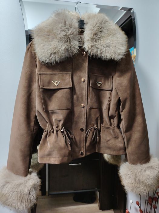 Чисто ново с етикет! Кафяво яке велур