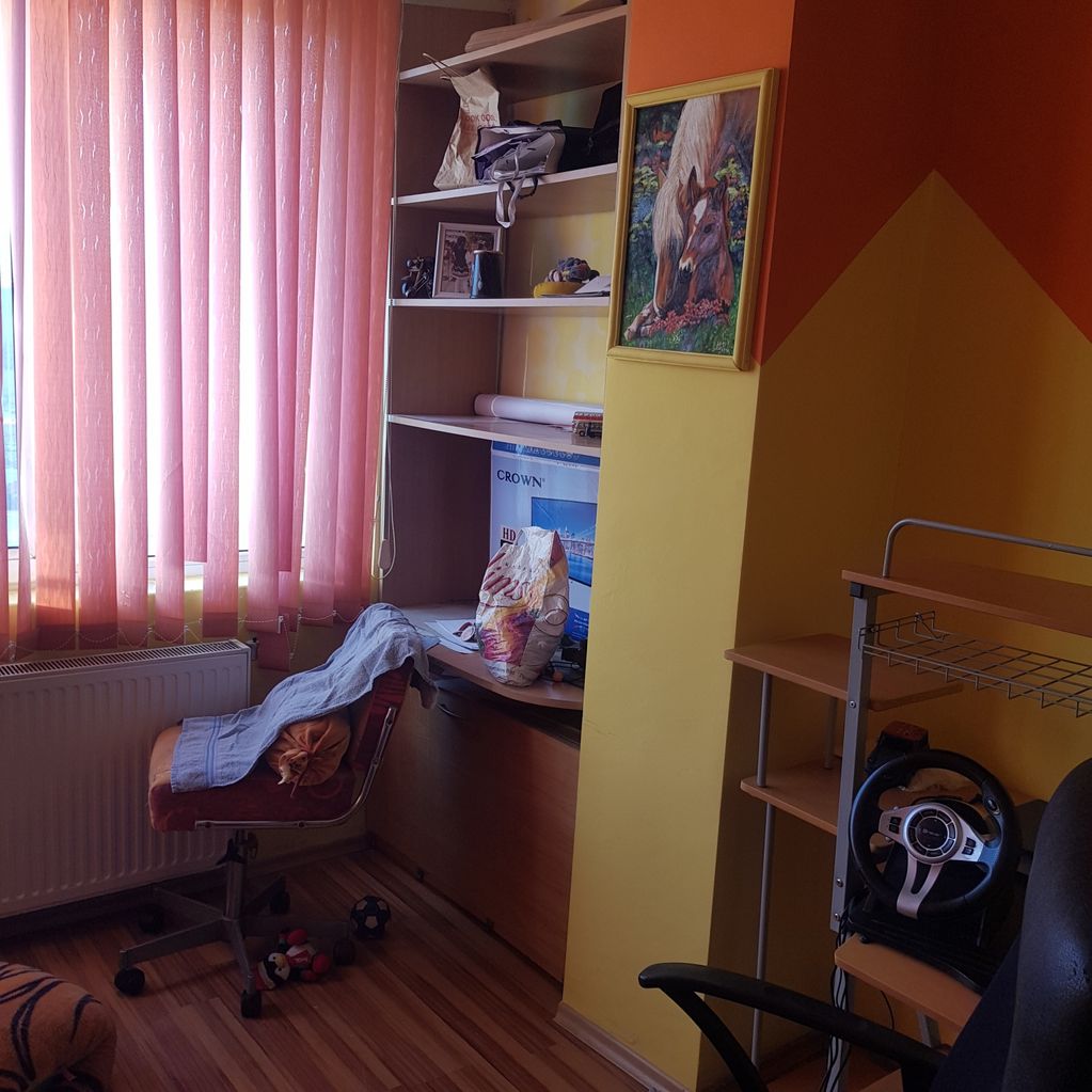 Продава се Тристаен апартамент в Дупница - 69 кв.м за 385 €/кв.м - Снимка #4