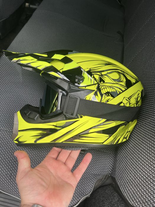 Продам шлем DOT XL 59/61 см.