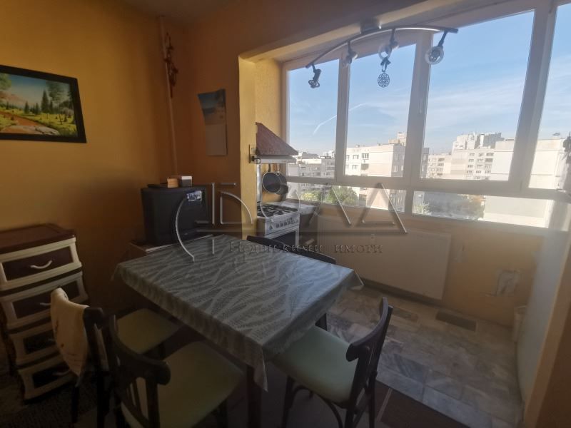 Продава се Тристаен апартамент в София, Младост 4 - 88 кв.м за 2046 €/кв.м - Снимка #3