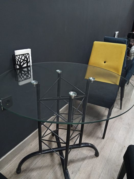 Столы б/у в хорошем качестве