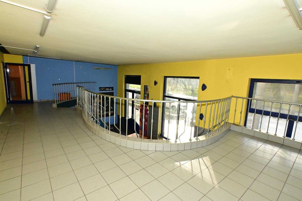 Кафе-сладкарница в гр. Перник, кв. Изток