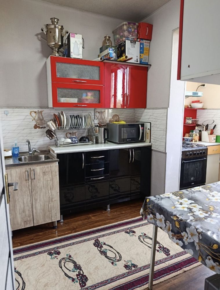 Продается 2-х квартира, массив куйлюк-2, Миробадский район.