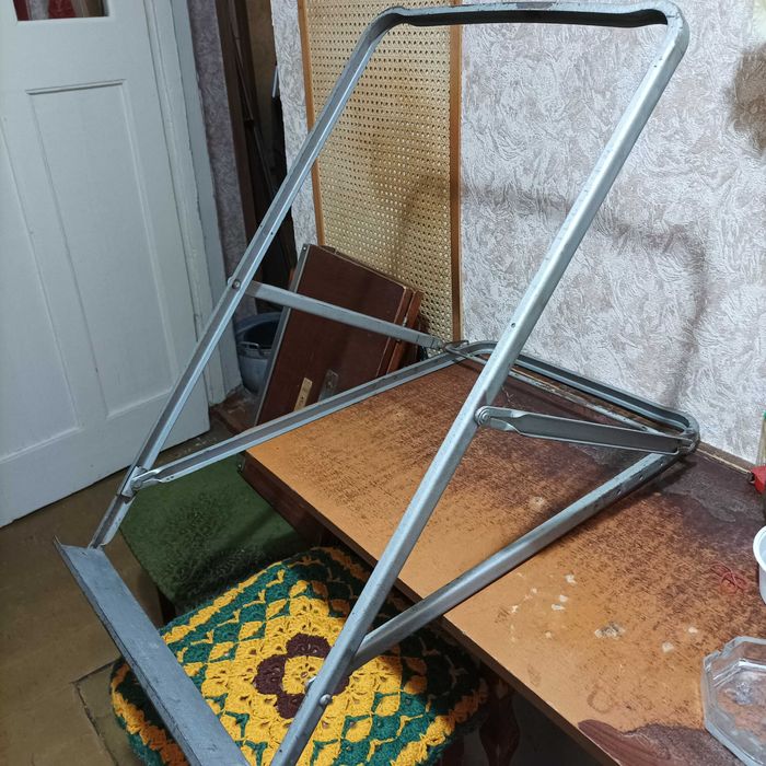 Подставка  под кульман, для мольберта Тубус для чертежей и бумаги