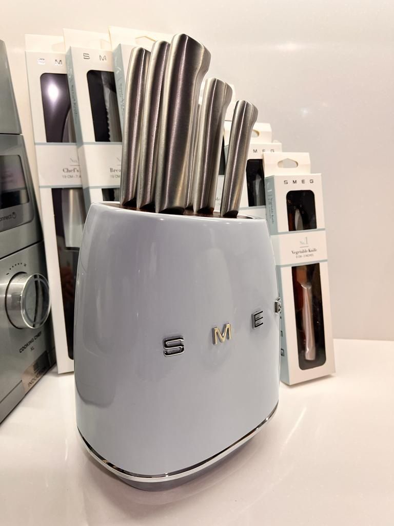 SMEG набор ножей