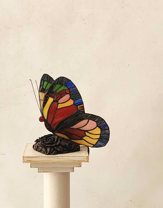 Лампа Tiffany стил – червена пеперуда