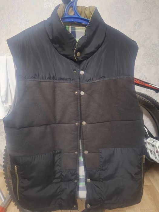 Мужская жилетка тёплая