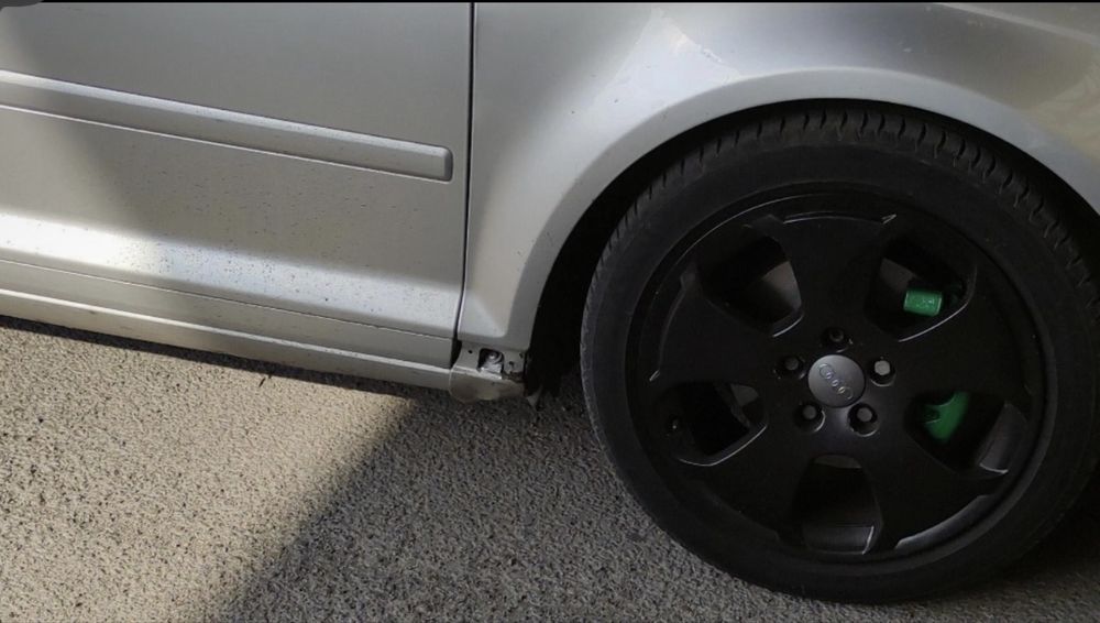 Audi A3 8P 2003година 4999