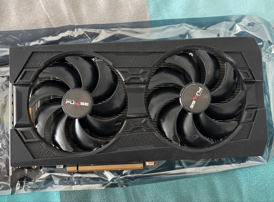 Placa video Sapphire 5700XT Nitro 8GB GDDR6
