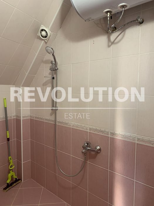 Дава се под наем Двустаен апартамент в Варна, Цветен квартал - 55 кв.м за 450 € - Снимка #14