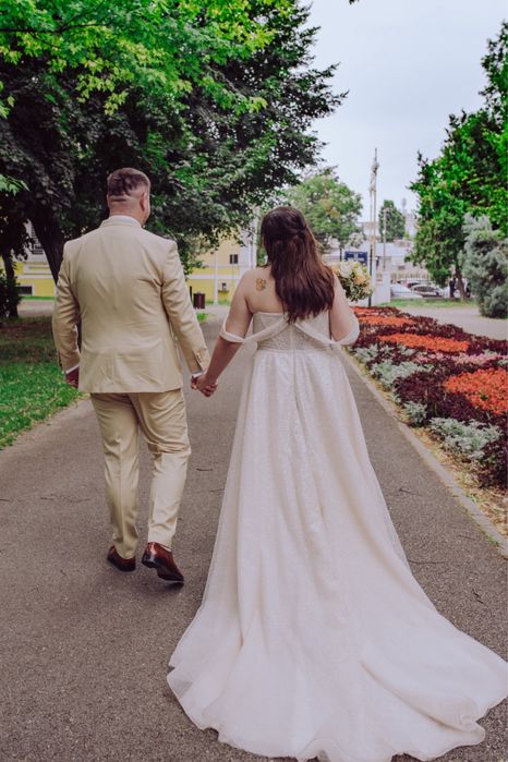 Vand rochie de mireasa HAZEL by Leen Dias