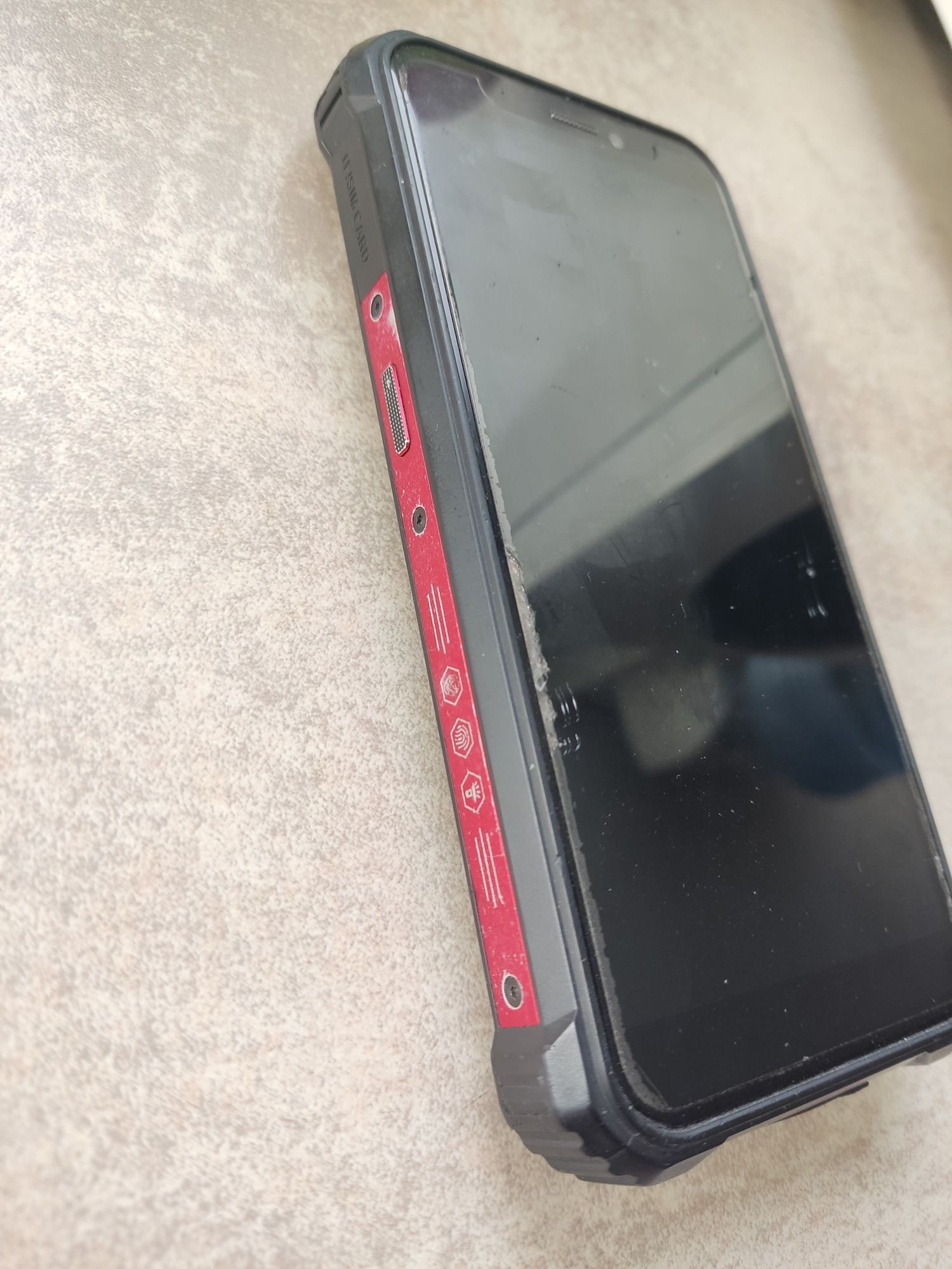 Телефон Oukitel Ip-68