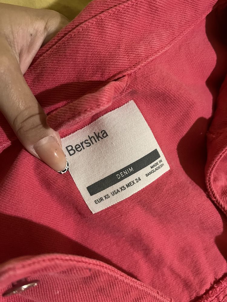 Bershka дънково яке
