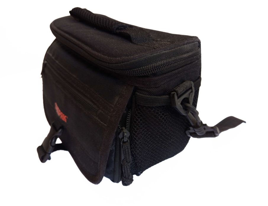 Фотоапарат с камера Canon PowerShot S5 IS Digital Zoom Camera и чанта