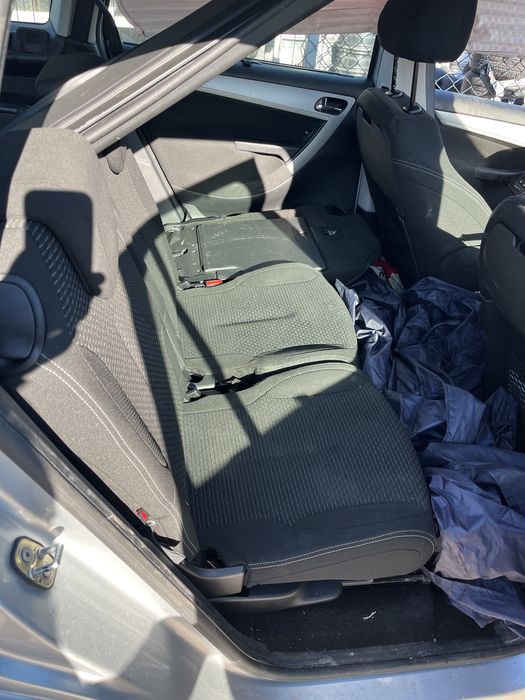 Citroen C4 Picasso 2011 г На части