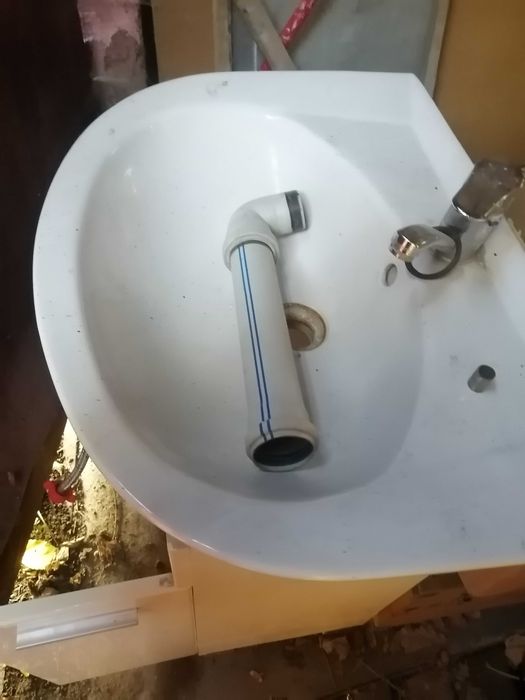 отдам за символическую цену