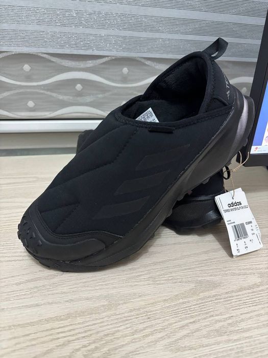 Мужские кроссовки