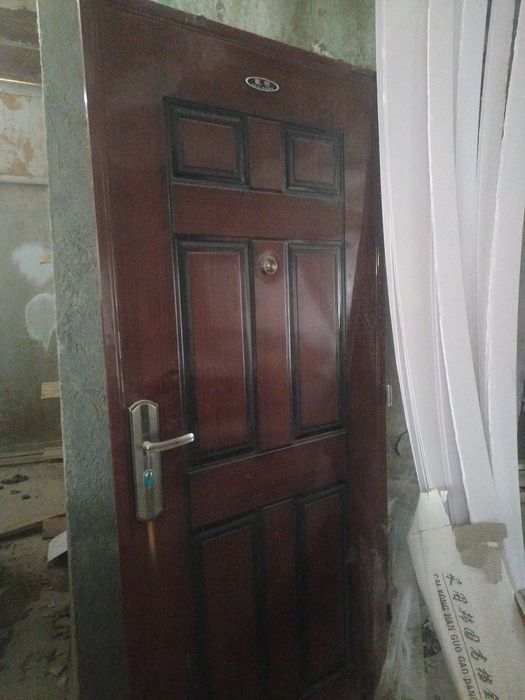 Продается входная дверь, бу, китай не дорого