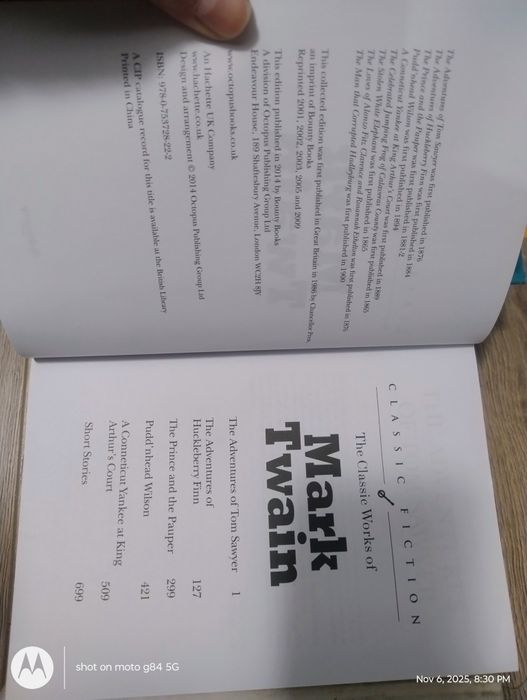 Vând carti beletristica