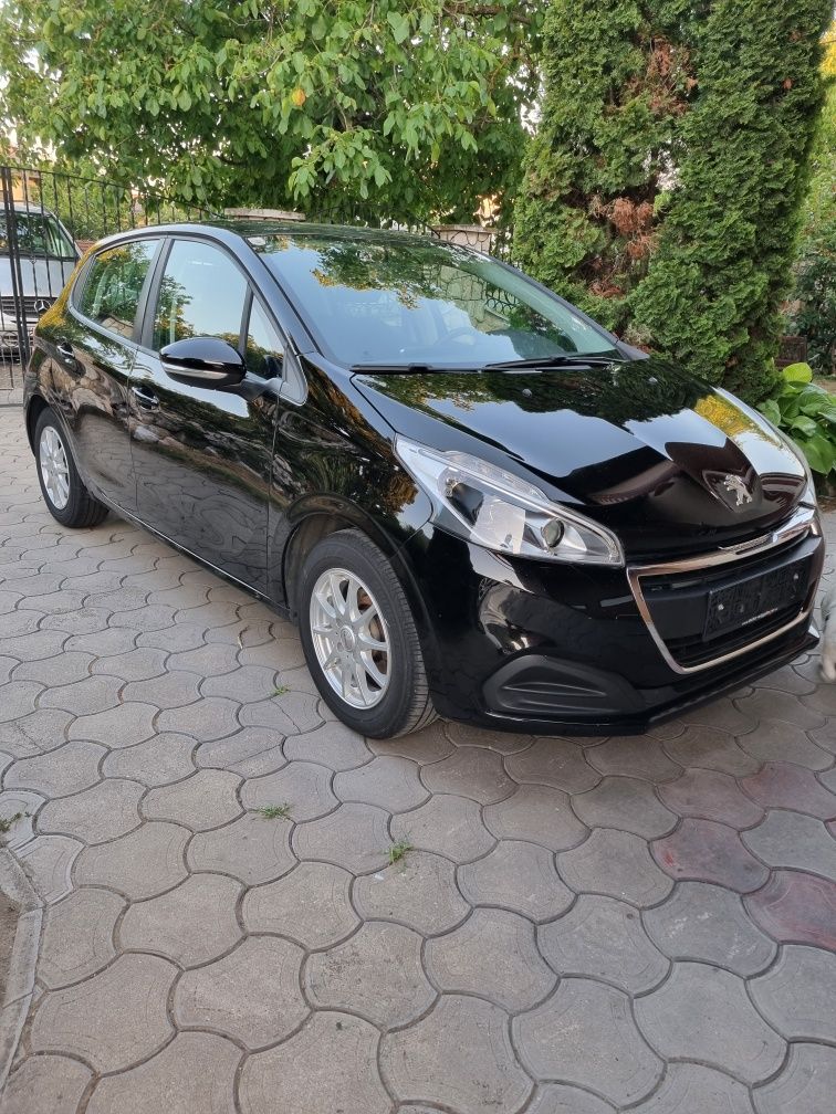 Peugeot 208 Benzină 2016