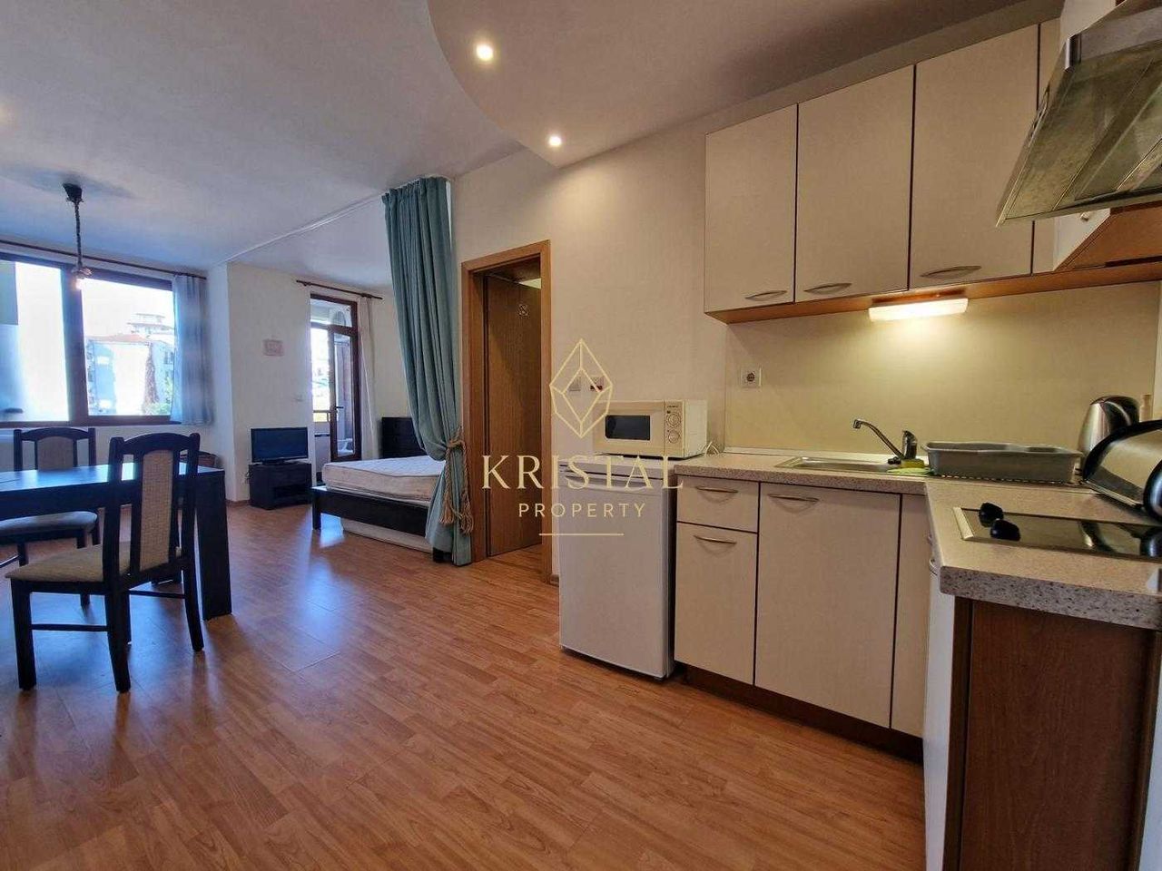 Продава се Едностаен апартамент в Свети Влас - 54 кв.м за 1399 €/кв.м - Снимка #2