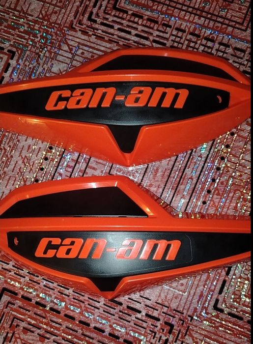 Vând aparători pentru can-am originale